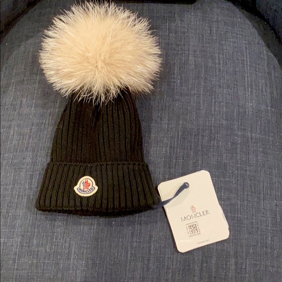kids moncler hat